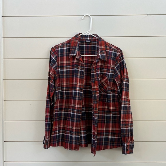 Patagonia Red and Blue Plaid Button Down Shirt - Picture 1 of 4